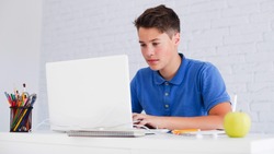 Белгородские школьники смогут поучаствовать в онлайн-олимпиаде «Безопасный интернет»