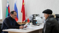 Владимир Жданов провёл выездной  приём граждан