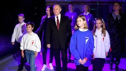 Президент Владимир Путин побывал на выставке-форуме «Россия» 