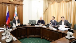 Вячеслав Гладков провел первое заседание Строительного штаба