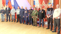 Войны-интернационалисты получили награды в Новой Таволжанке