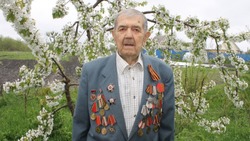 Шебекинский ветеран оставил свою роспись на рейхстаге