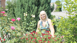 Светлана Кошманова познакомила со своим оригинальным садом
