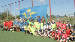 Юные шебекинские футболисты отведали «десантные» пряники