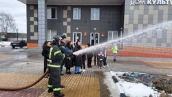 Шебекинские школьники отметили Всемирный день гражданской обороны 