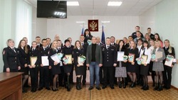 Шебекинские полицейские приняли поздравления