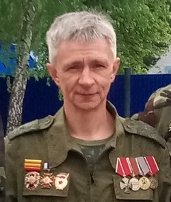 Носит осколки в своём теле. Шебекинец Алексей Казаков поделился воспоминаниями о боевых буднях