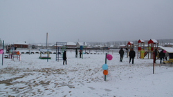 Члены ТОС «Северок» оборудовали досуговую зону для детей в Шебекино