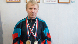 Шебекинский борец Эдуард Мамриченко вновь стал победителем соревнований