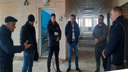 Сергей Белоусов и Евгений Данников проинспектировали ремонт Верхнеберёзовской школы