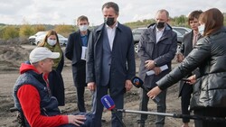 Вячеслав Гладков посетил место будущего Центра для занятий адаптивным спортом