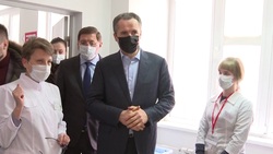 Вячеслав Гладков оценил темпы прививочной кампании в Старооскольском округе