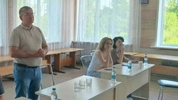 Андрей Гриднев встретился с жильцами ПВР