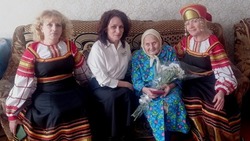 Ветеран войны Мария Ивановна Приходько удостоена награды