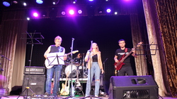Шебекинцы посетили фестиваль вокально-инструментальных ансамблей и рок-групп «Живой звук»