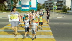 Шебекинские госавтоинспекторы напомнили детям правила безопасности на дороге