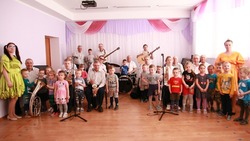 Концертные программы «Первые шаги в мир музыкальных инструментов» прошли в шебекинских детсадах
