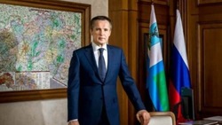 Вячеслав Гладков поздравил белгородцев с Днём учителя