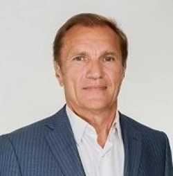 Интересная биография. Шебекинец Виктор Багатырёв связал свою жизнь с общественной деятельностью