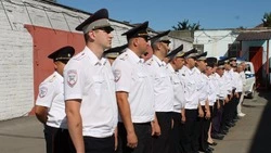 Шебекинские инспекторы безопасности дорожного движения отметили профессиональный праздник
