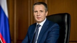 Вячеслав Гладков поздравил женщин с 8 Марта