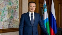 Вячеслав Гладков поздравил белгородцев с Днём медицинского работника