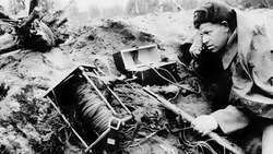 Гремит на Красной площади «Ура!». Шебекинец Стефан Павлович Калашников  - участник Парада Победы