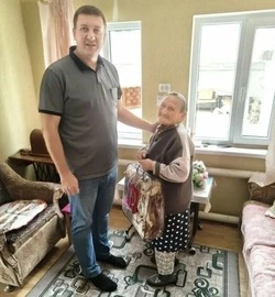 Руслан Дегтярёв поздравил ветерана войны с днём рождения