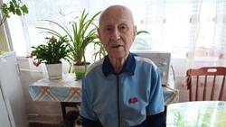 Евгений Андреевич Сущенко принял поздравления с 90-летним юбилеем