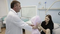 Александр Шуваев навестил пациентов детской областной больницы