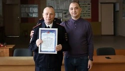 Владимир Жданов поздравил шебекинских полицейских с профессиональным праздником