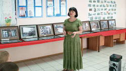 Фотовыставка «Донбасс – земля героев» открылась в Нижнеберёзовском ДК