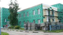 Фирма «Альфастрой» завершит ремонт амбулатории во Ржевке в сентябре