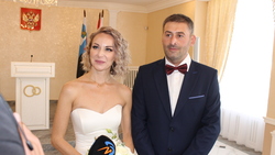 Шебекинские молодожёны проголосовали в день своей свадьбы