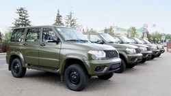 Вячеслав Гладков передал ключи от новых автомобилей бойцам подразделения «Орлан»