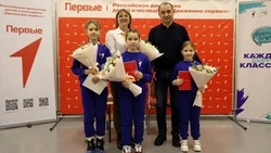 Шебекинские активисты «Движения Первых» встретились с главой округа Владимиром Ждановым