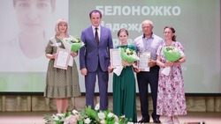 Вячеслав Гладков отметил вклад сотрудников и студентов медколледжа в сферу здравоохранения региона