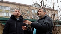 Андрей Гриднев встретился с жителями повреждённых домов