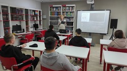 Шебекинские библиотекари приурочили встречу к юбилею Владимира Высоцкого