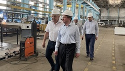 Заместитель губернатора Дмитрий Гладский посетил Шебекинский машиностроительный завод