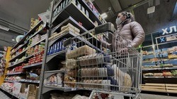 Белгородские власти проводят ежедневный мониторинг на наличие продуктов в магазинах